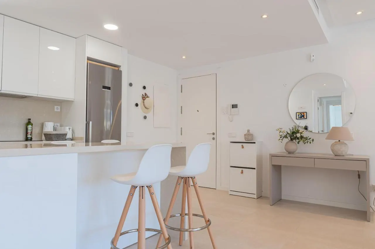 Lovely Modern Apartment In Middel Views فوينخيرولا