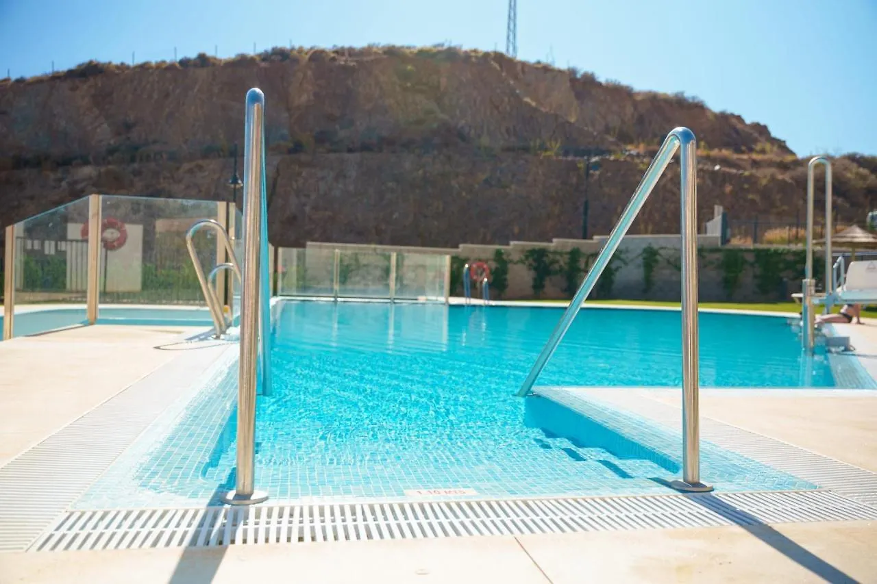Lovely Modern Apartment In Middel Views فوينخيرولا إسبانيا
