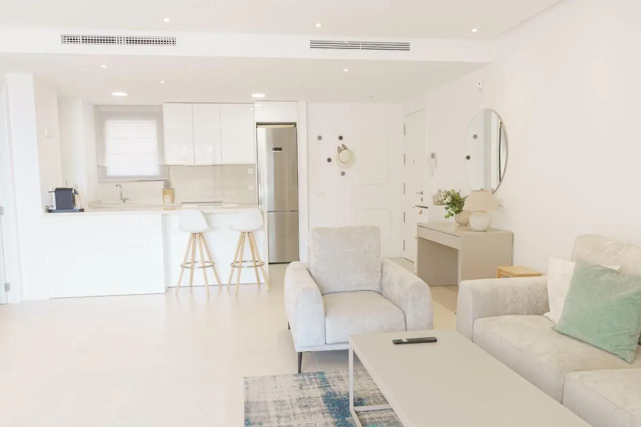 Lovely Modern Apartment In Middel Views فوينخيرولا