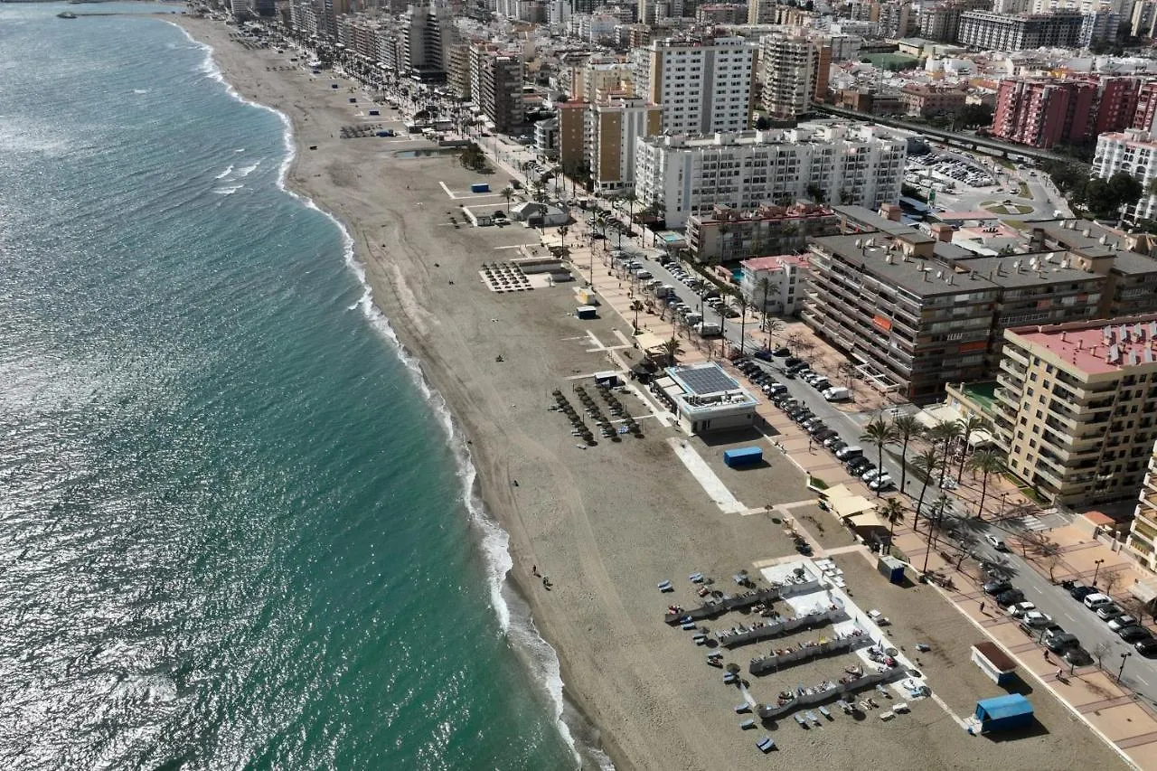 Lovely Modern Apartment In Middel Views فوينخيرولا إسبانيا